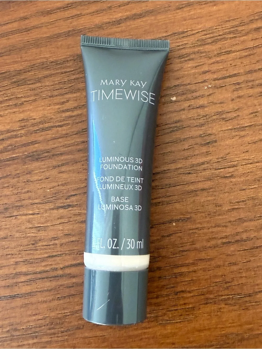 Mary Kay TimeWise Luminous 3D Foundation - Ivory/Ivoire C 100